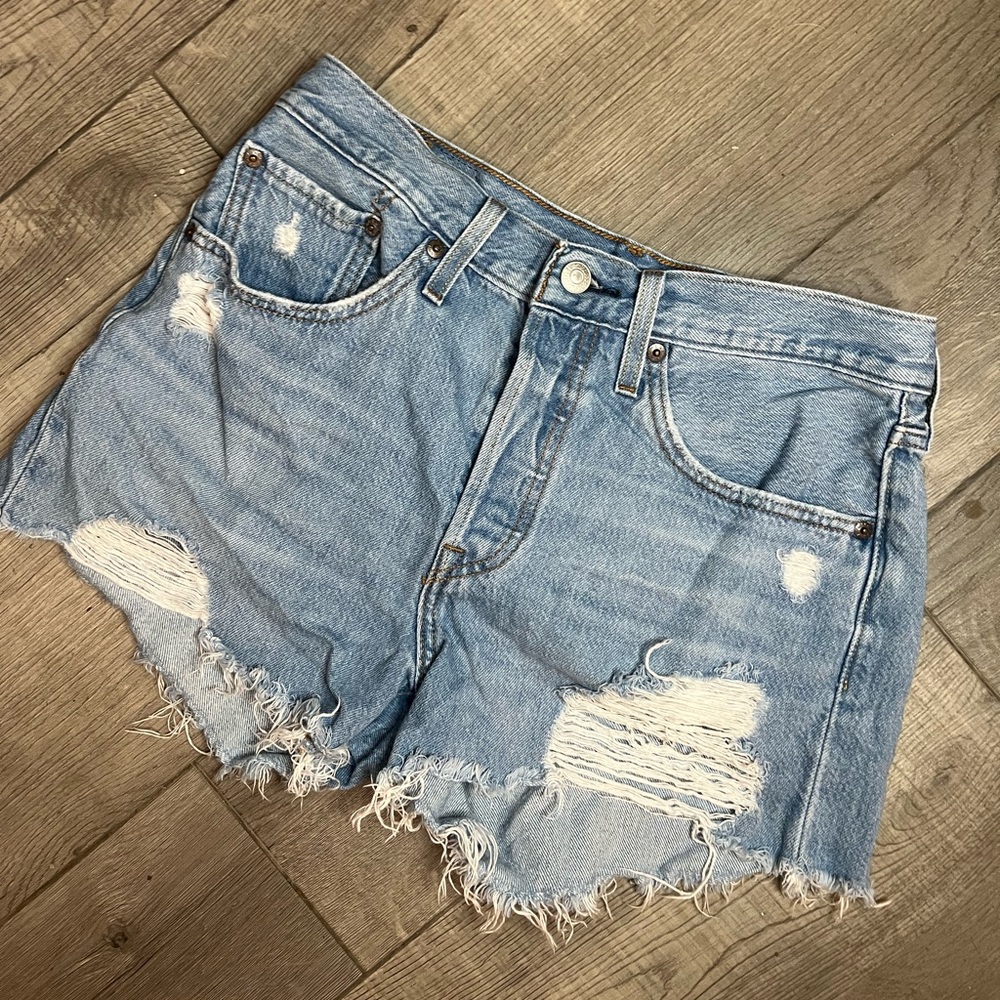Levi’s 501 shorts